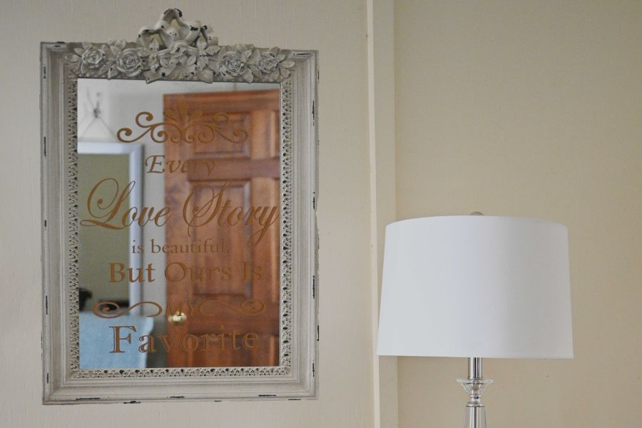 bridal room mirror